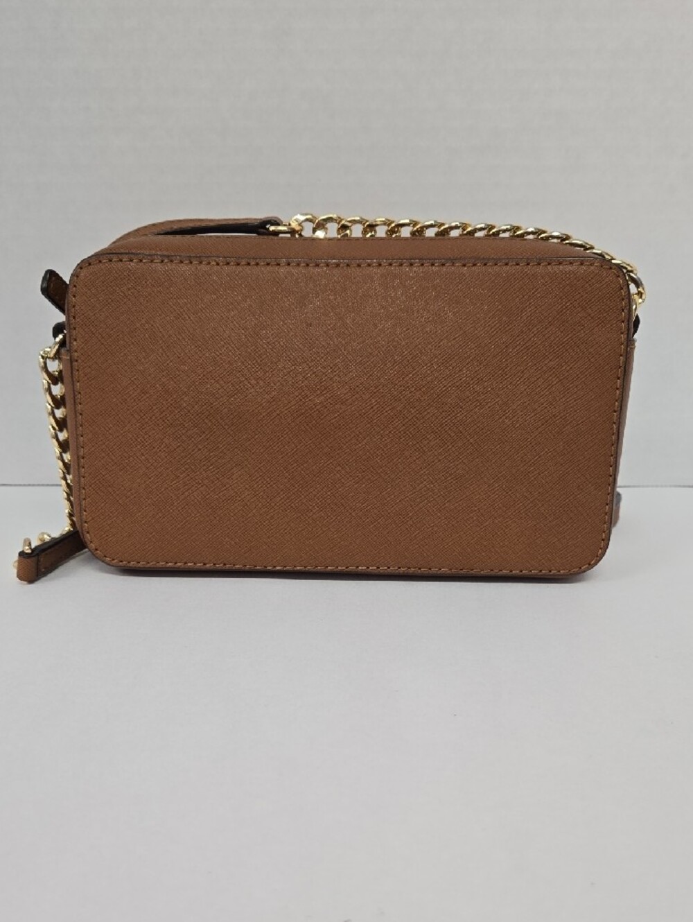 Michael Kors Brown Saffiano Leather Crossbody w/Gold Chain EUC 8.5"x5"x2" - Picture 2 of 14